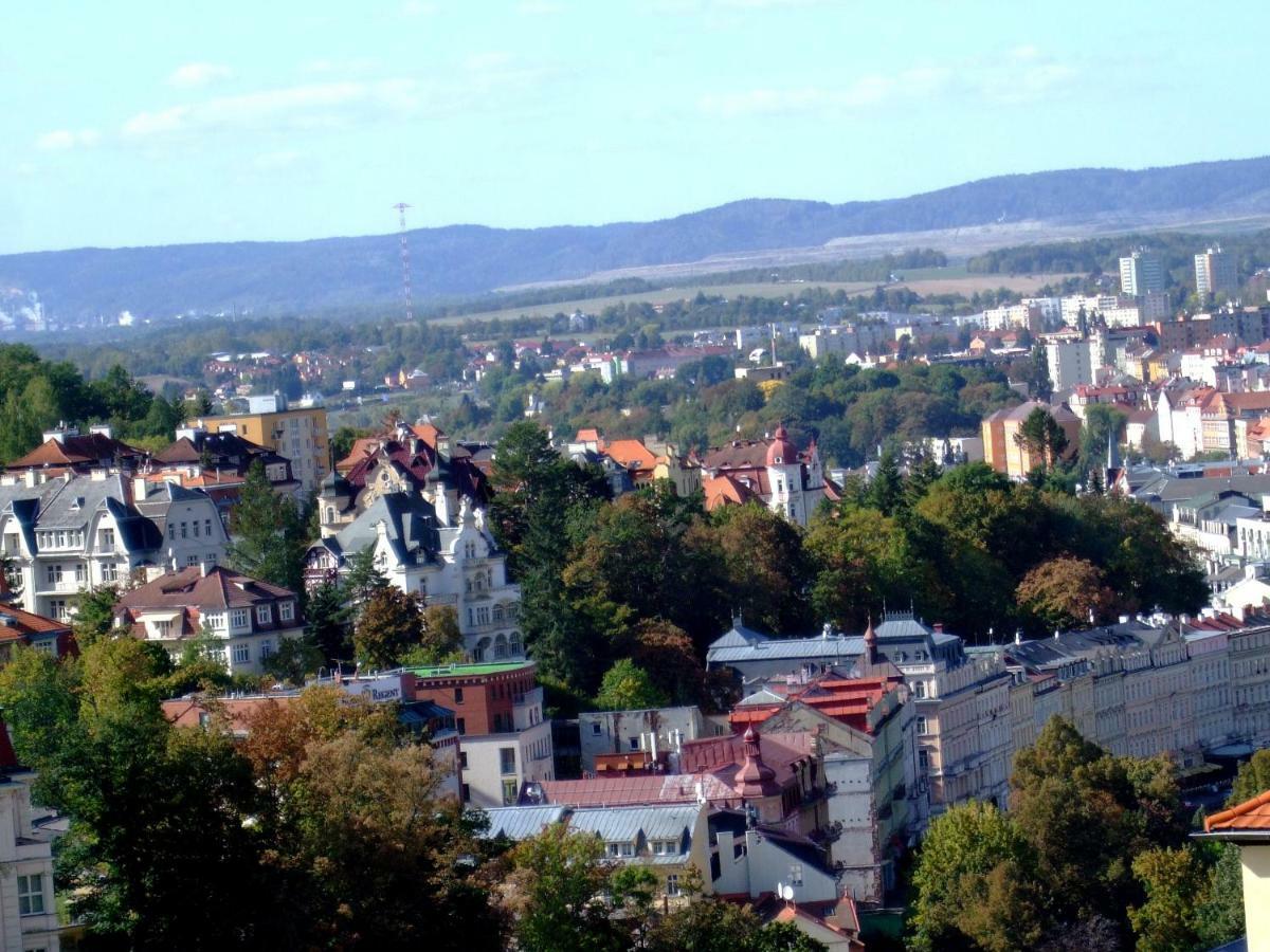 Ria Apartment Vyhlidka Karlovy Vary Exterior photo