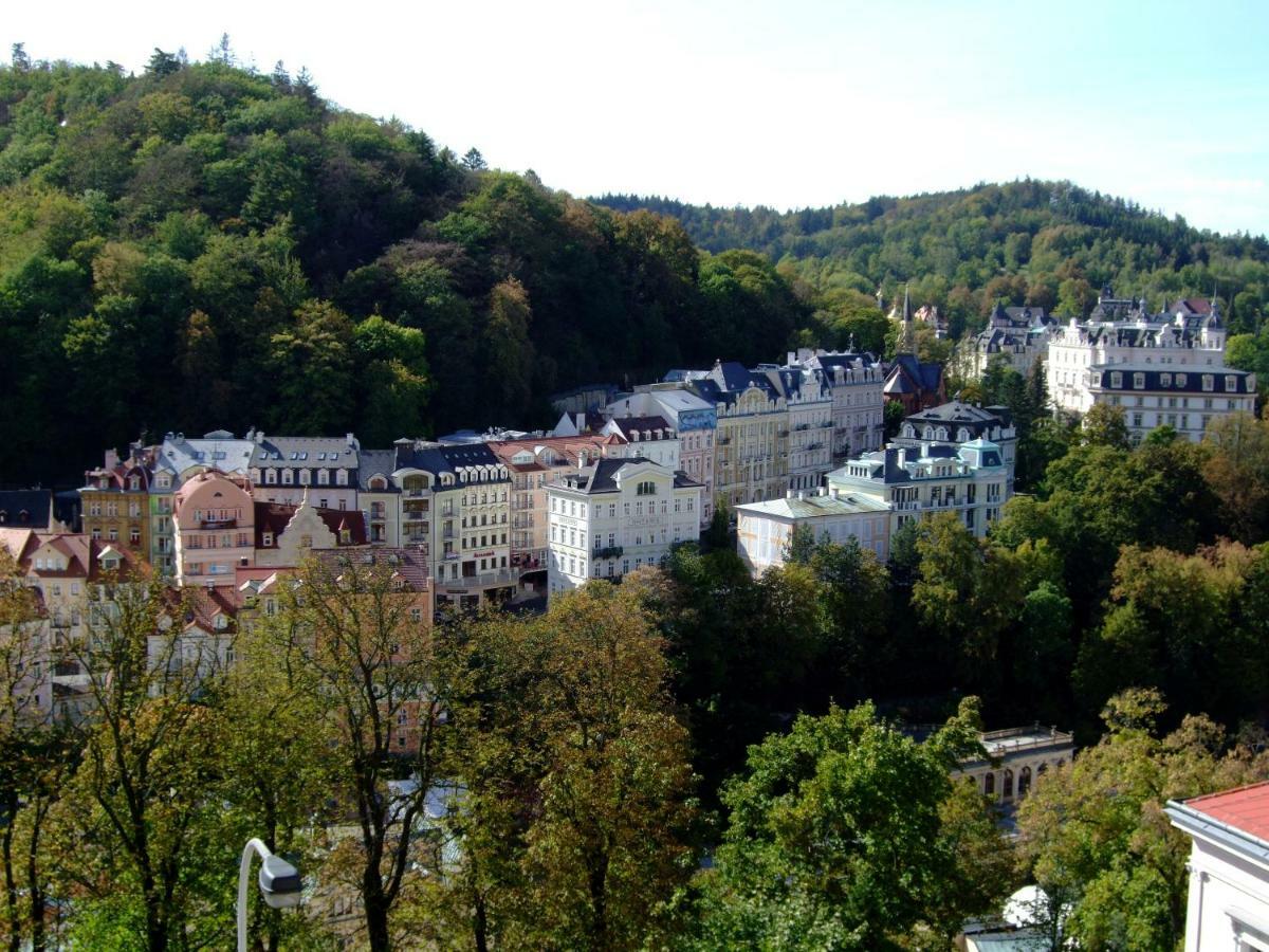 Ria Apartment Vyhlidka Karlovy Vary Exterior photo